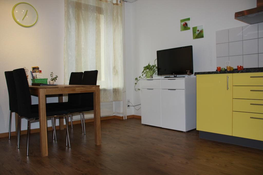 Guesthouse Casa Esperanza Basilea Habitación foto